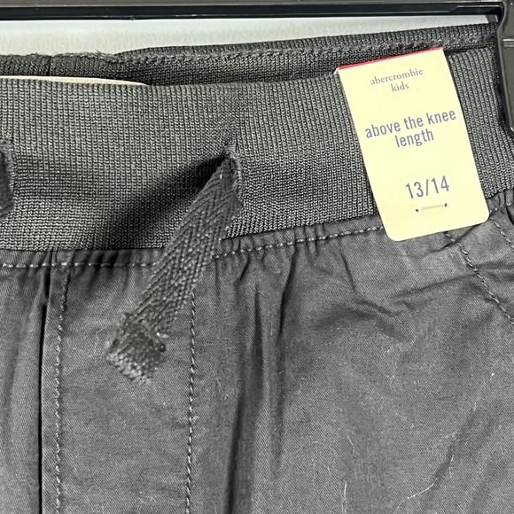 NEW Abercrombie Kids Gray Above Knee Length Pull On Elastic Waist Shorts Boys 13 - Picture 2 of 6
